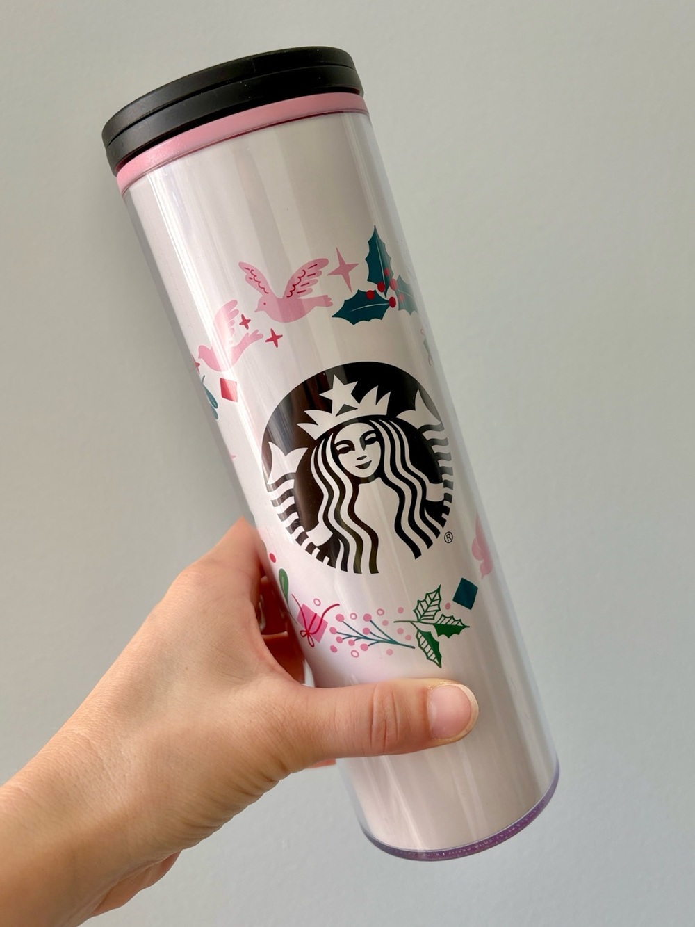 NWT Starbucks Acrylic Travel Holiday Wreath Tumbler 16 oz